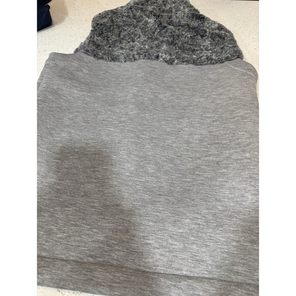 Women's Gray North Face Hybrination Thermal 3D Vest Faux Fur Trim Size M - Picture 13 of 14